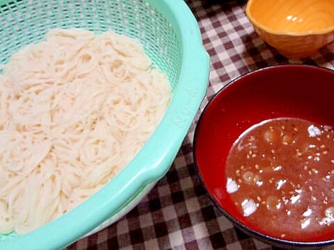 胡桃味噌ダレでコクのある素麺つゆ